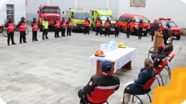 Prefectura del Carchi realiza donación de mascarillas al cuerpo de bomberos de Tulcán